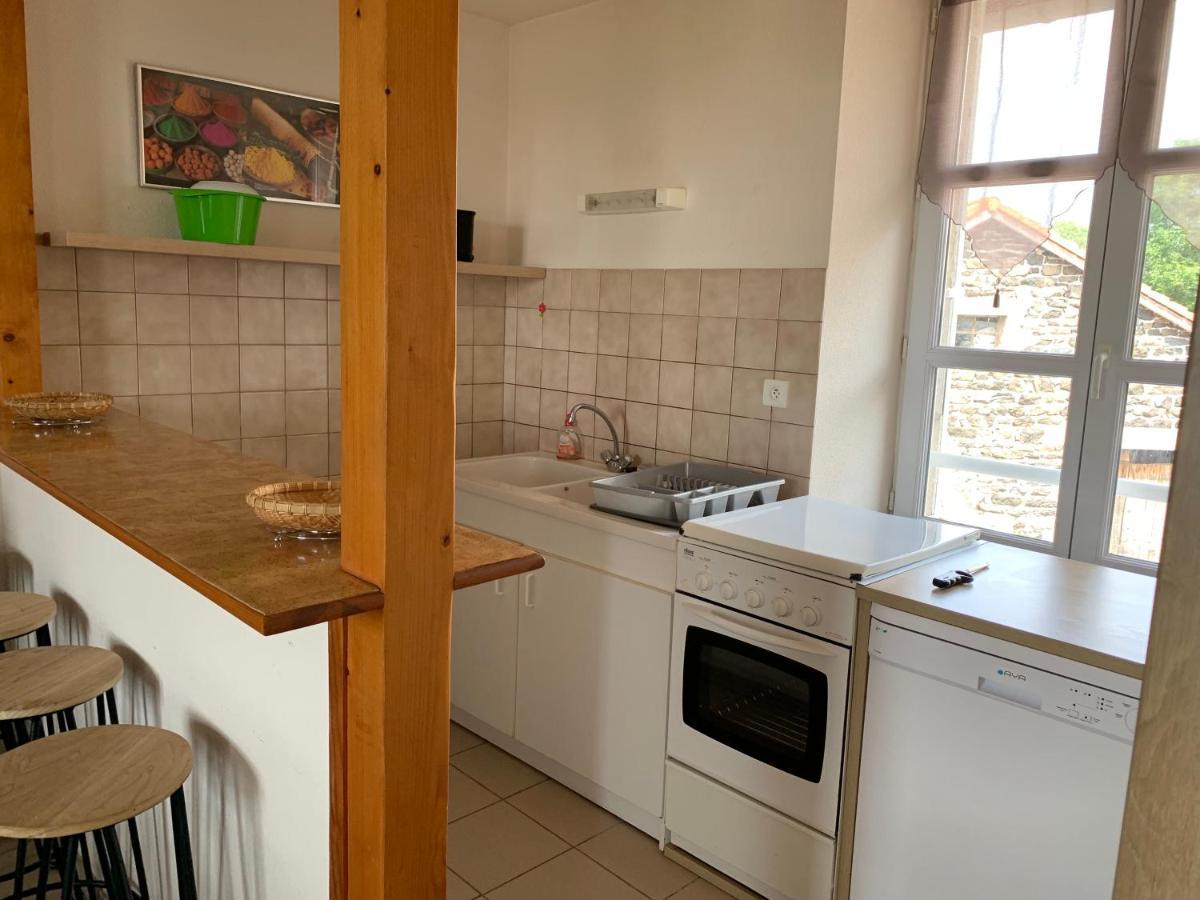 Auberge De La Tour Freycenet-la-Tour المظهر الخارجي الصورة